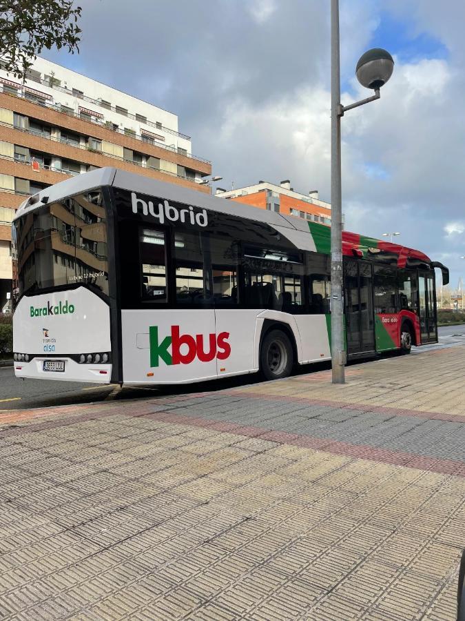 Gran Bilbao XI With Parking By Aston Rentals 巴拉卡 外观 照片